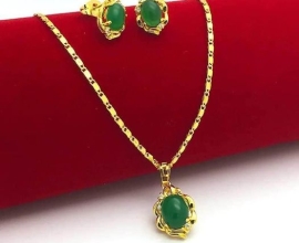 14k gold jade set