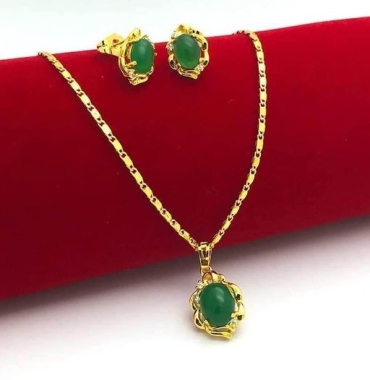 14k gold jade set