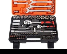 82PCS TOOL BOX